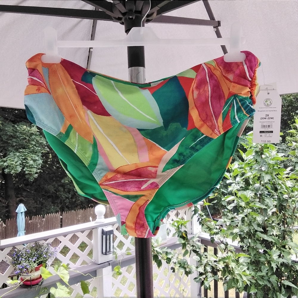 Time And Tru Criss Cross Mid-rise Bottom Size: 2X Multi